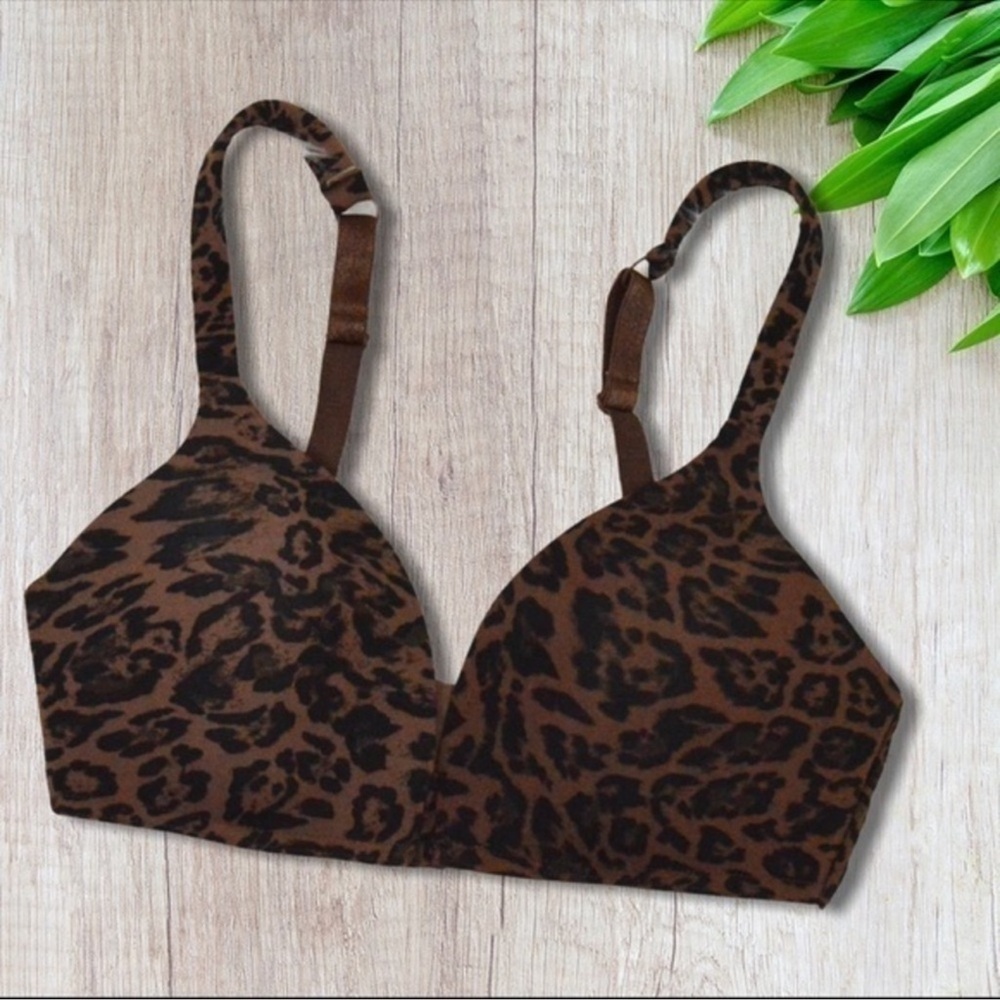 34D Microfiber Wireless T-Shirt Bra Leopard Print